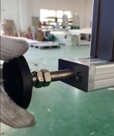 鋁型材關節蹄腳