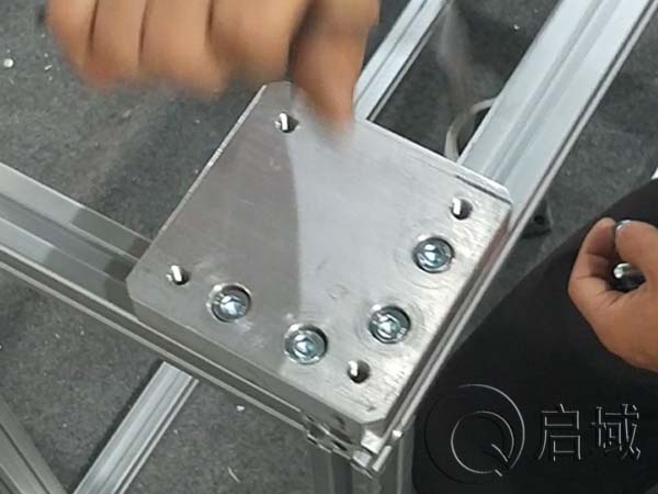 端麵連接板安裝