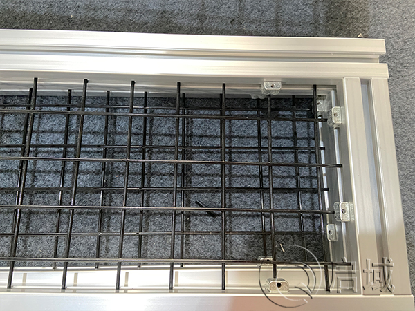 圍欄網卡螺母塊固定